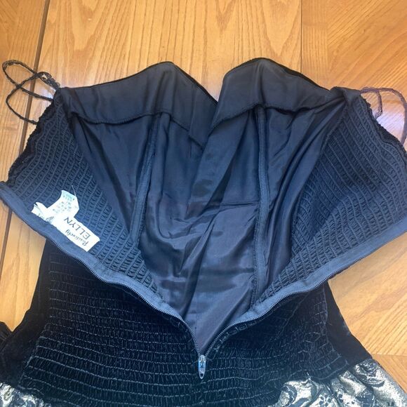 VTG 80s Positively Ellyn Black Velvet Gold Strapless Party Bubble Dress Sz. 8 - Picture 9 of 13